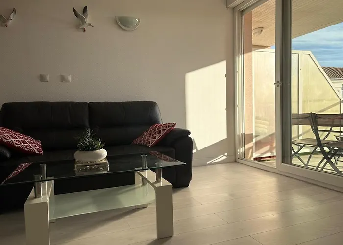 Le Belem - Superbe T3 Face Au Port * Rochefort (Charente-Maritime)