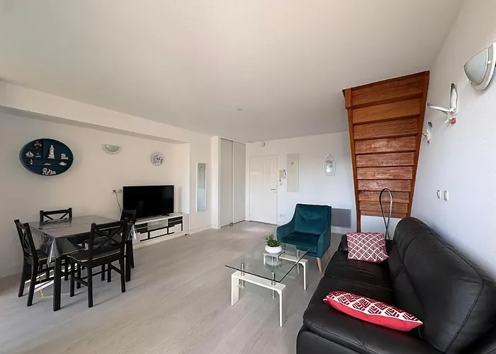 Le Belem - Superbe T3 Face Au Port * Rochefort (Charente-Maritime)