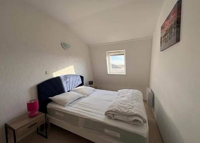 Le Belem - Superbe T3 Face Au Port * Rochefort (Charente-Maritime)